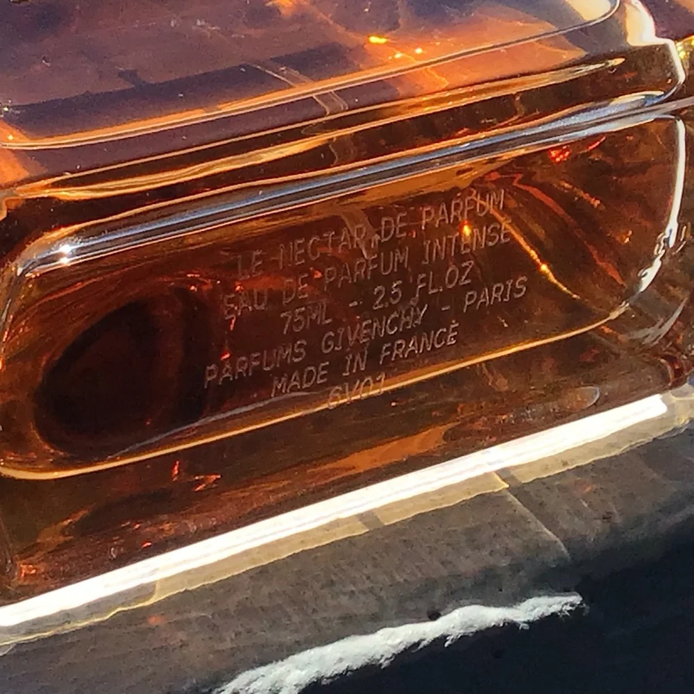 Givenchy Dahlia Divin Paris Le Nectar de Parfum Eau de Parfum Intense 75ml - Picture 5 of 6